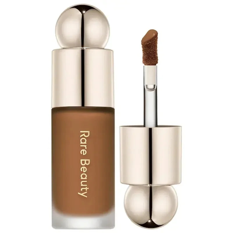 Tidesmit 2026 liquid highlighter bronzer contouring cream showing shimmering texture close-up for radiant face makeup