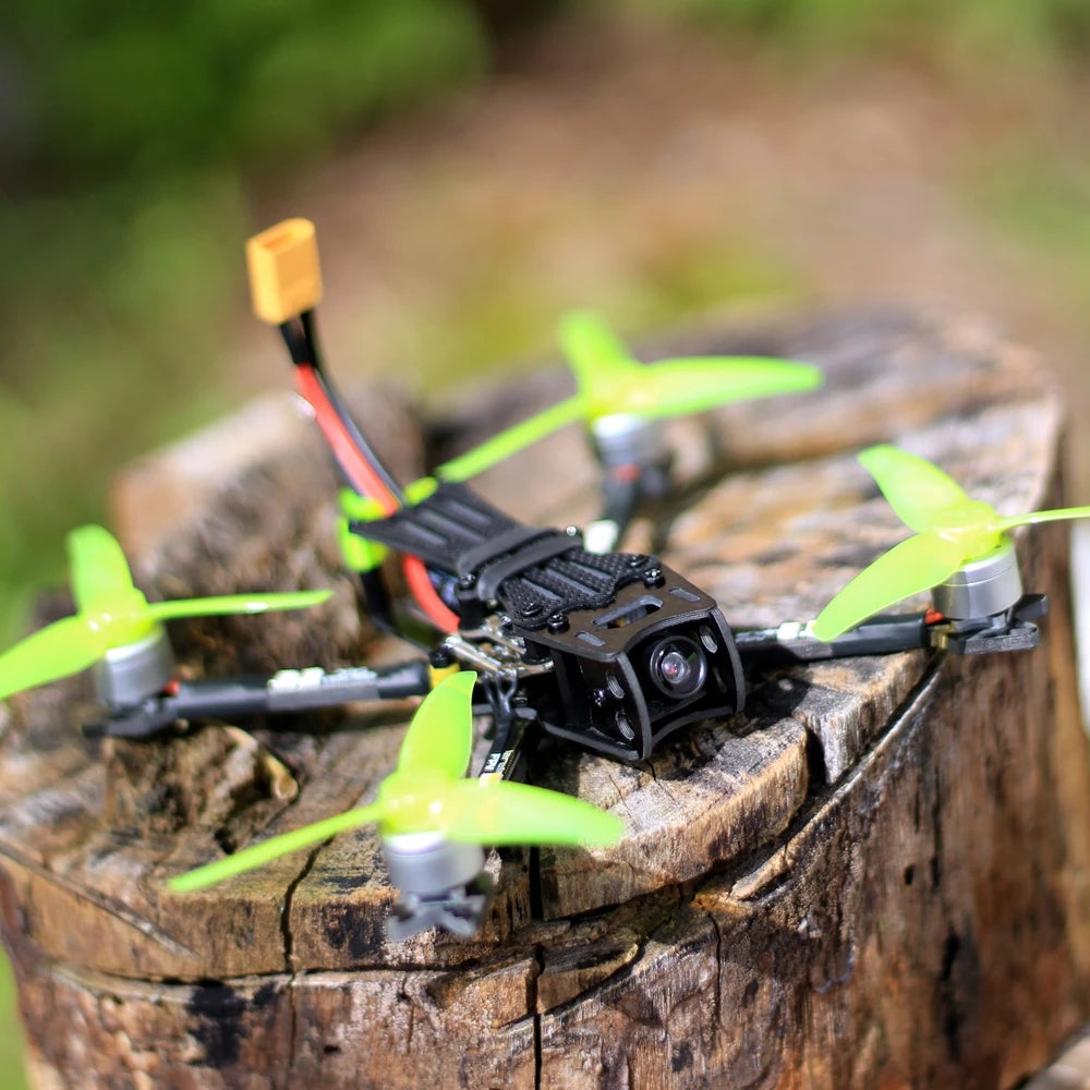 DarwinFPV Baby Ape Pro V3 3-Inch FPV Quadcopter - Durable FPV Drone Tidesmit