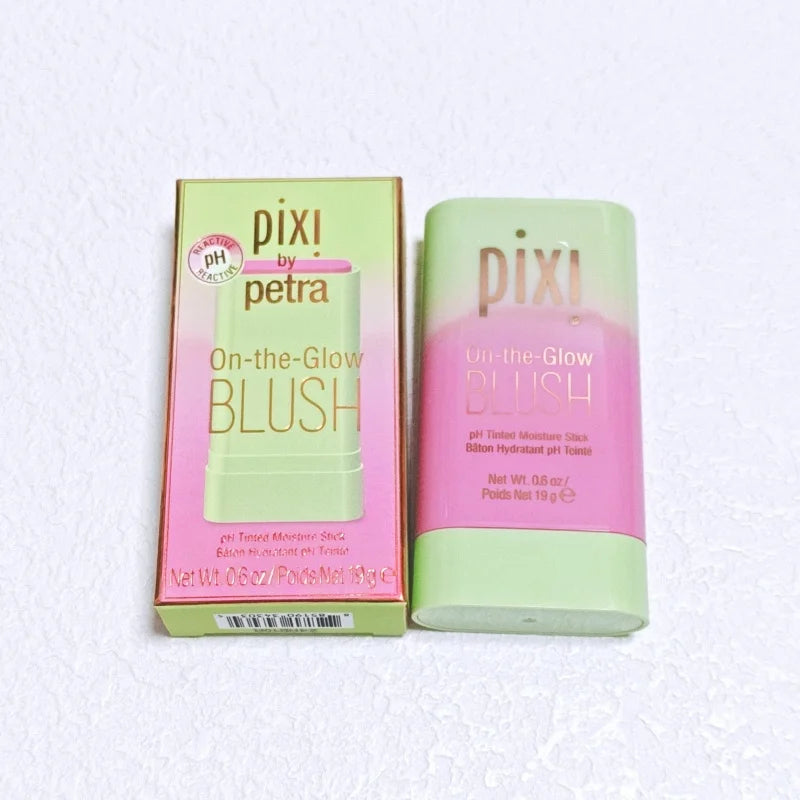 Tidesmit PIXI 3in1 waterproof blush stick texture close-up featuring matte cream contour and buildable rouge makeup