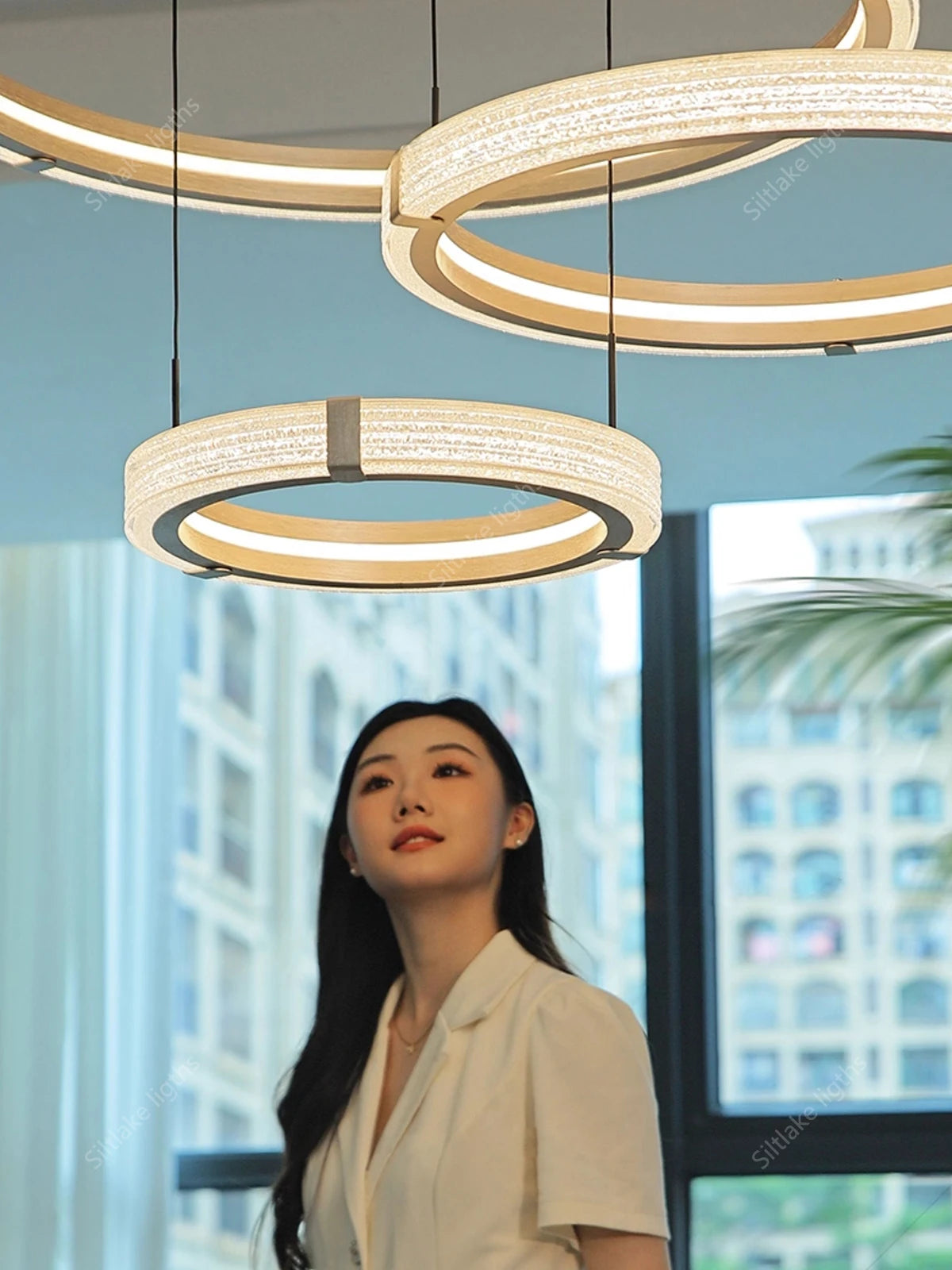 Modern Round LED Ring Light – Adjustable Minimalist Pendant 40-80cm Tidesmit
