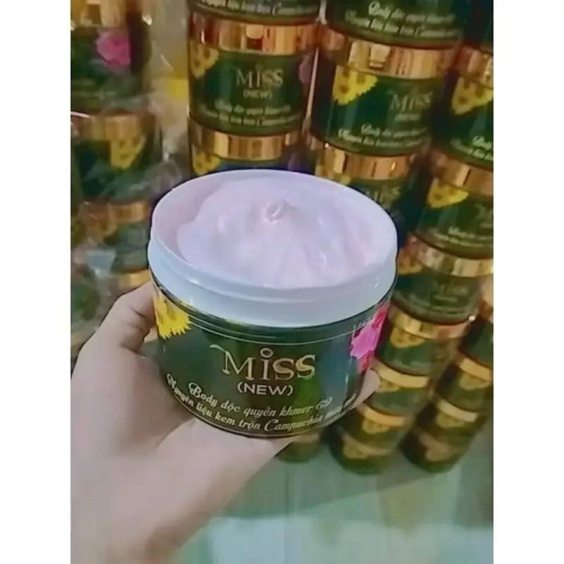 Brightening Body Lotion: Salon-Quality Thai Moisturizing Formula (400g) Scrubs Treatments pink400g Tidesmit