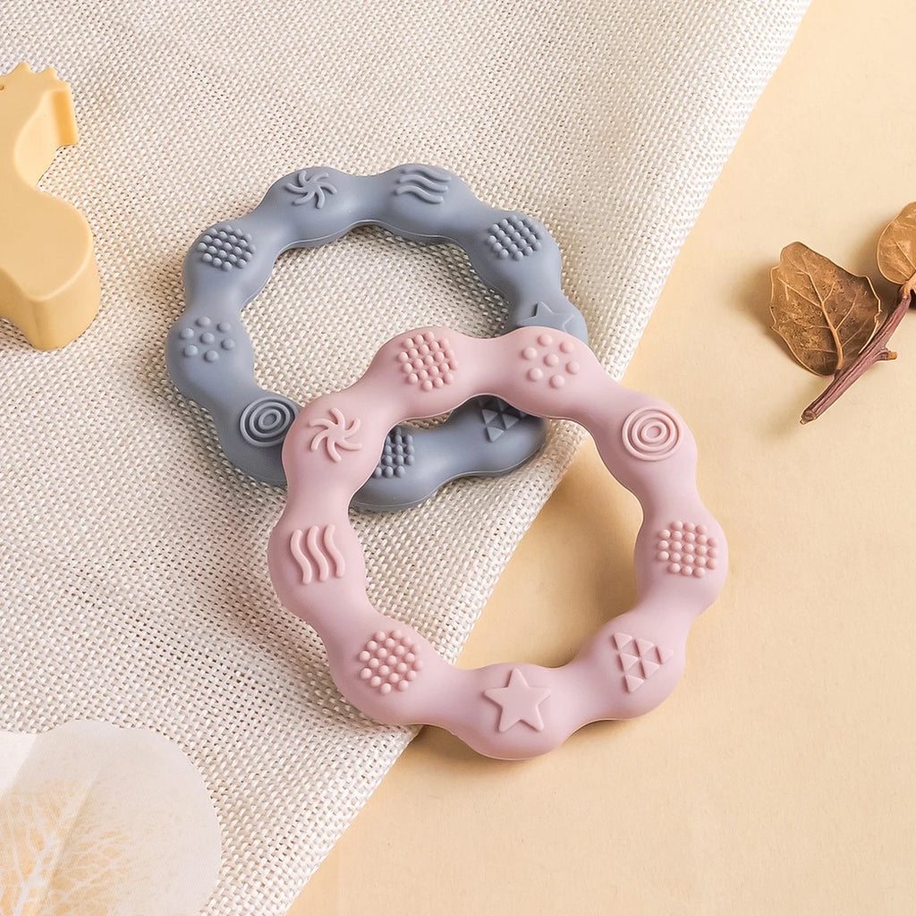 1PCS Baby Silicone Teether Food Grade Newborn Pacifier Relief Design Teether Infant Tactile Training Toys Infant Teething Toy
