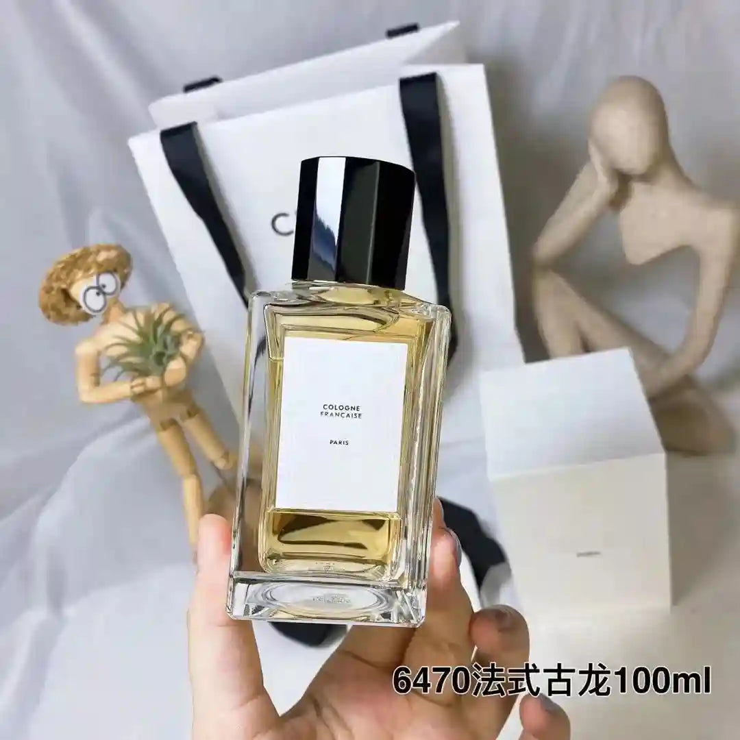 Cologne Française Paris unisex perfume in rectangular glass bottle. Long-lasting natural scent 100ml fragrance spray.