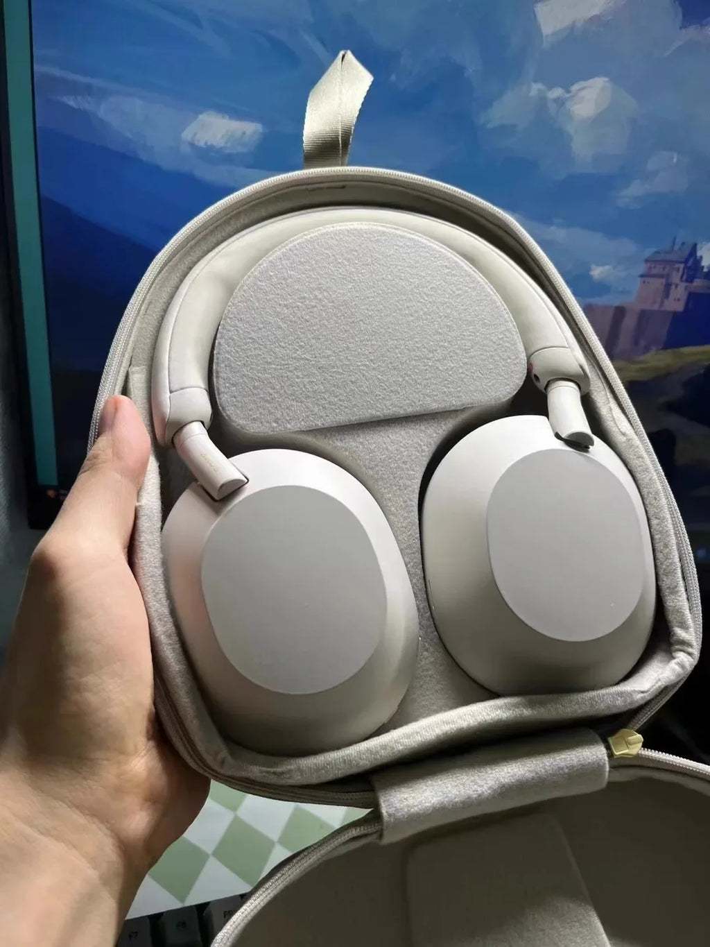 Sony WH-1000XM5 Wireless Noise Cancelling Headphones by Tidesmit Tidesmit