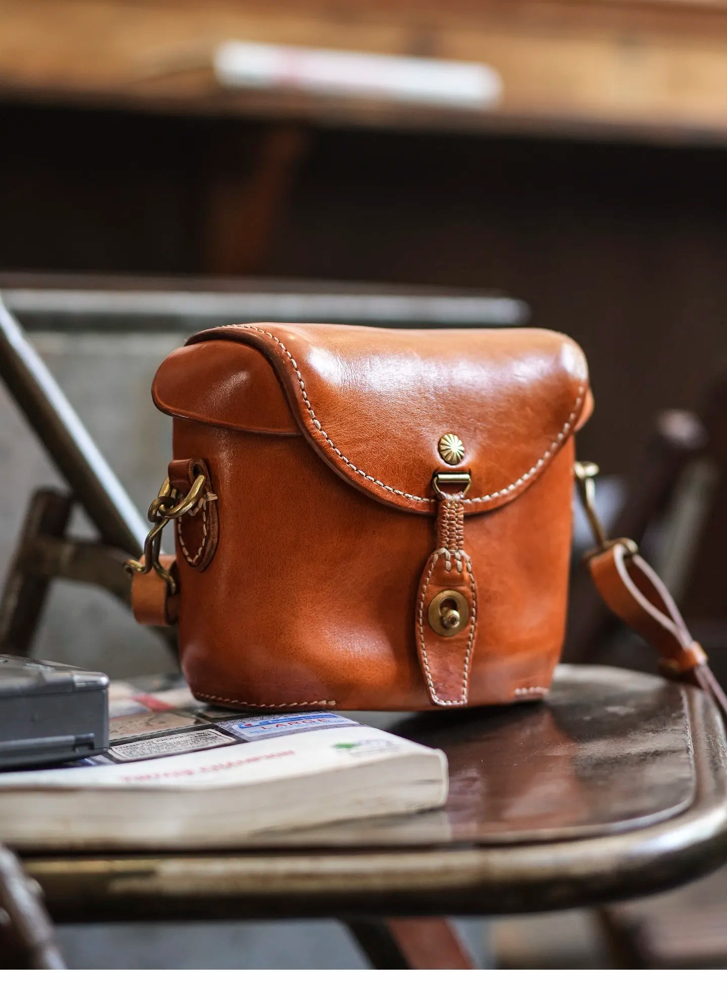 casual high quality genuine leather men's small crossbody bag fashion designer handmade first layer cowhide shoulder bag