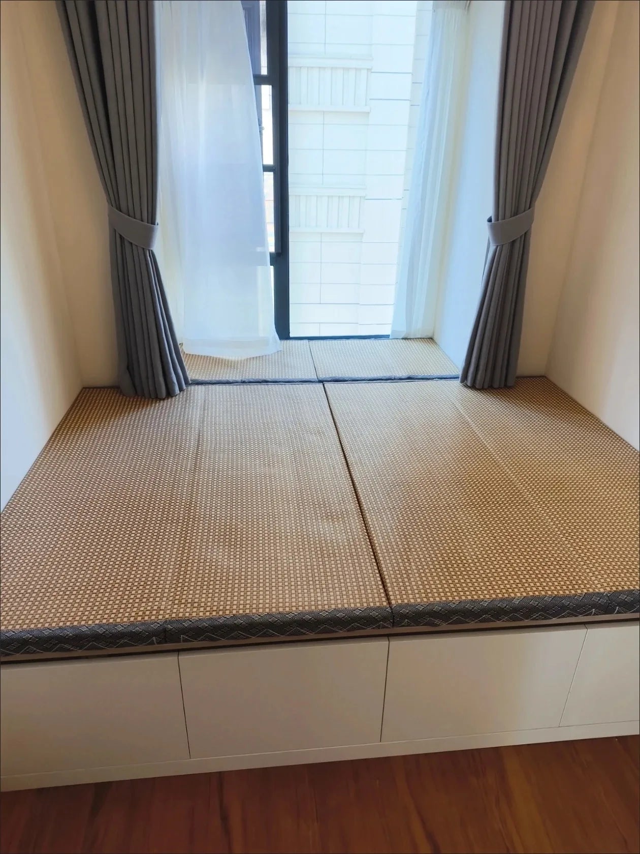3cm/5cm Thick Japanese Style Folding Tatami Mattress with Artificial Rattan Surface Coir Core for Yoga Meditation Cooling Mat