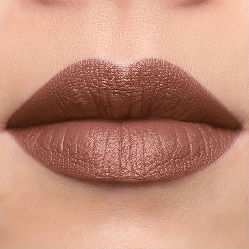 PUDAIER matte brown lip liner application for a smooth, longwear, transfer-proof finish on lips.