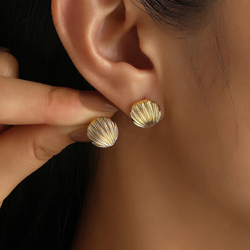 Punk Metal Starfish Stud Earrings for Women Fashion Gold Color Star Geometric Temperament Earrings Summer Jewelry Gift