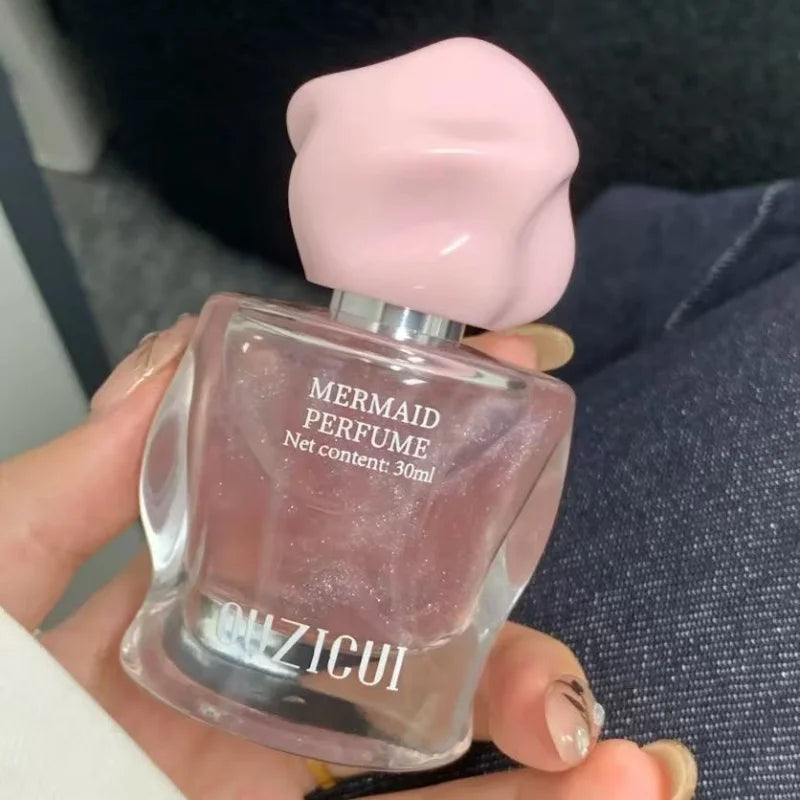 Tidesmit Romantic floral fruity Eau de Toilette for women with long-lasting freesia and grapefruit fragrance.