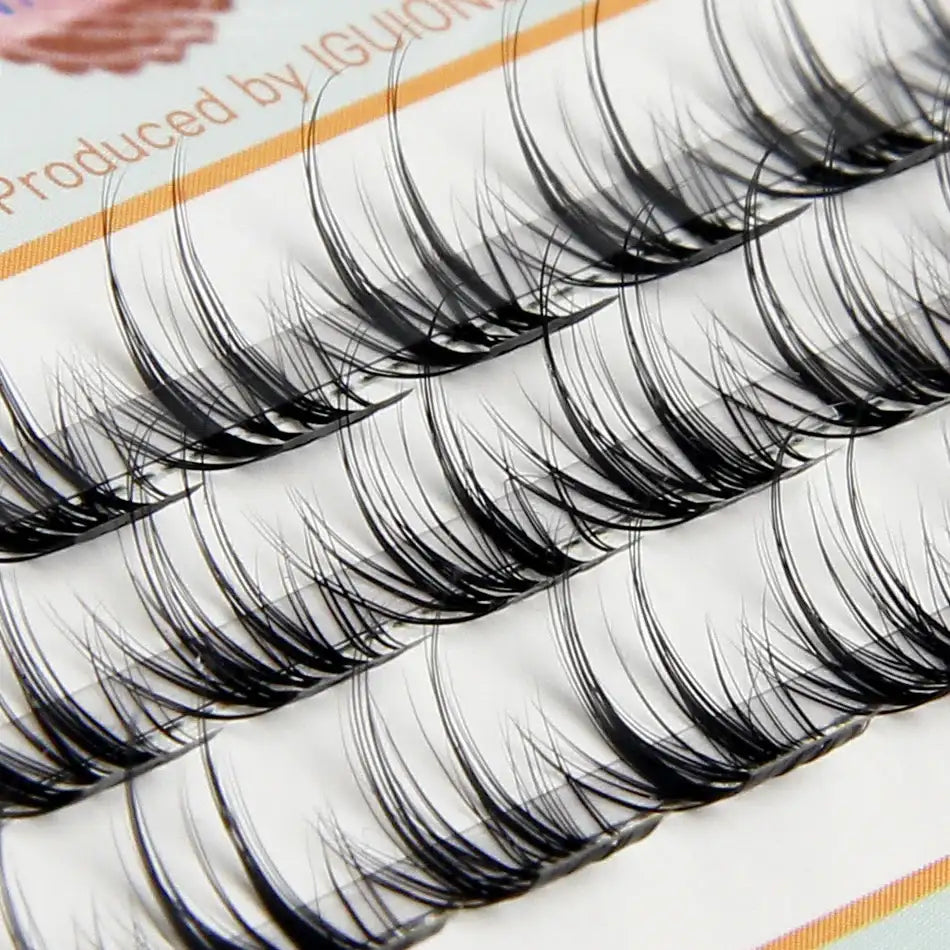 IGUIONSS Segmented False Eyelash Extension DIY Natural Individual Lash Makeup Tools Soft Easy to Operate Eyelashes False