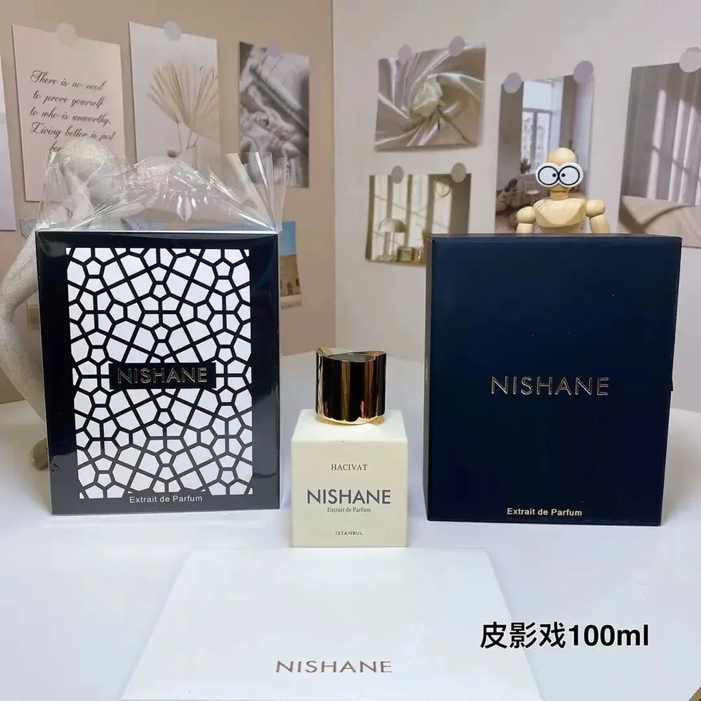 Nishane Hacivat Extrait de Parfum for men: 100ml square bottle with gold cap, presented in designer gift boxes.