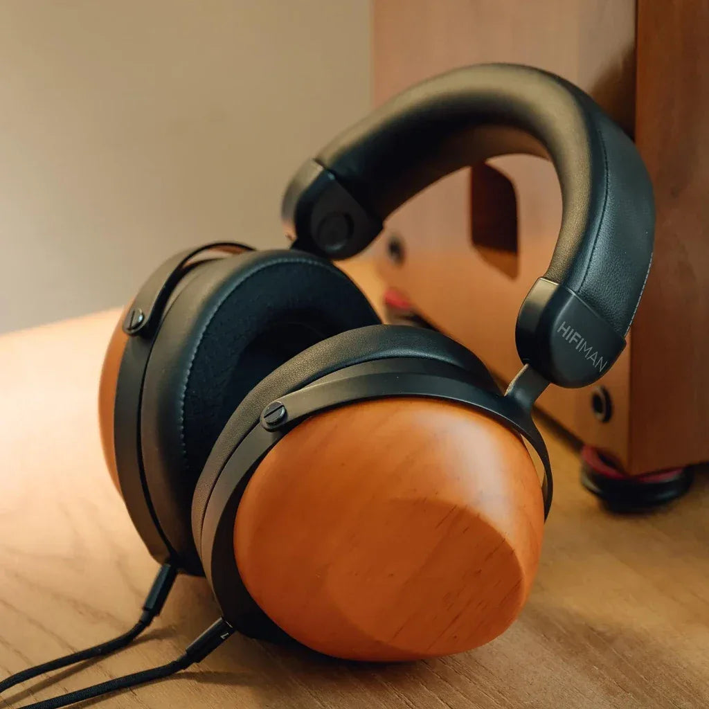 Tidesmit Closed Back Over Ear Headphones | Dynamic Driver 45% Off Tidesmit
