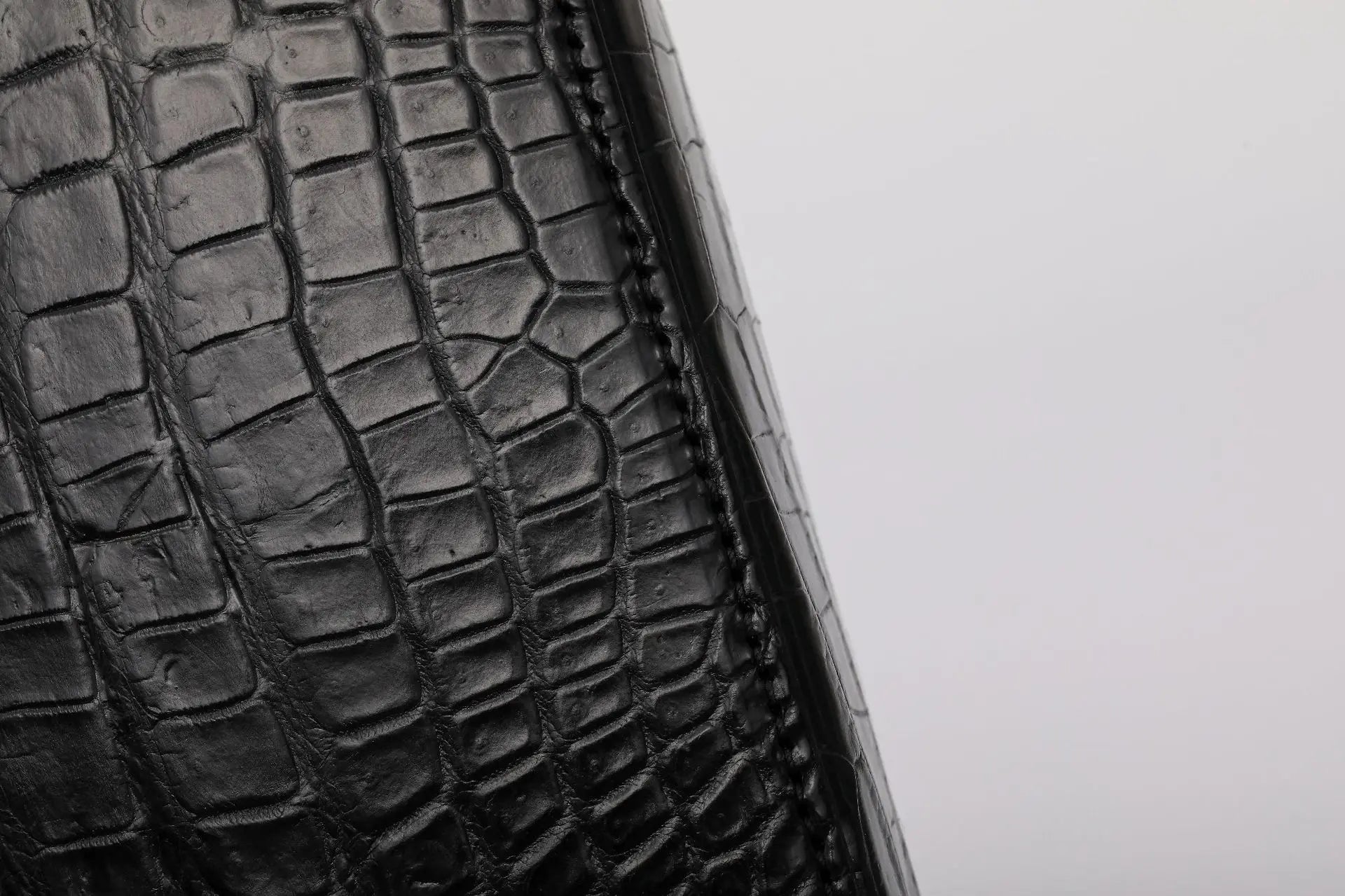 2025 New Design Fashion Crocodile Leather Women's Handbag Luxury Genuine Leather Lady Shoulder Bag Leisure Bag For Women 45